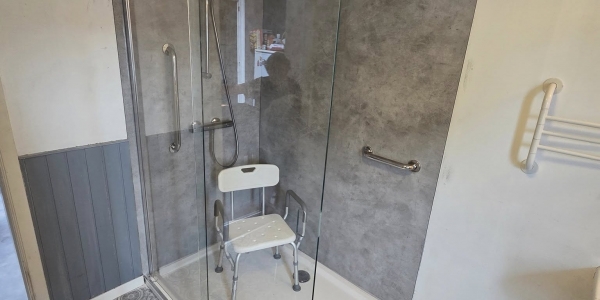 Rénovation d'une douche pour PMR