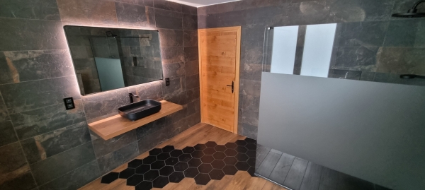 Rénovation complète d'une salle de bain à Peruwelz.