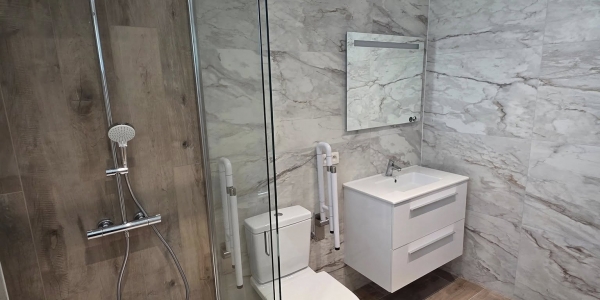 Rénovation complète d'une salle de bain sur Neufvilles